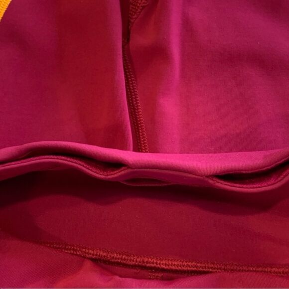 lululemon Wild Twist 7/8 Tight Size 2 Ruby Red, Fuchsia Pink & Vivid Amber - Picture 10 of 10